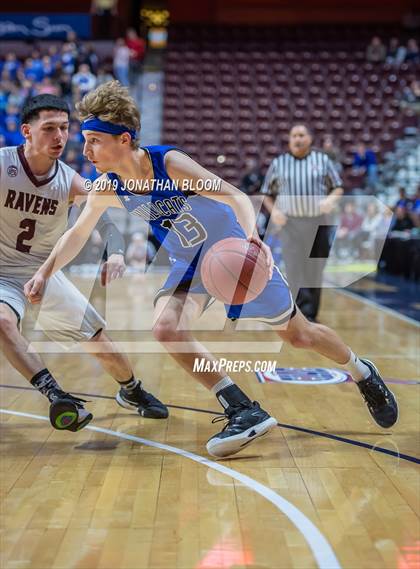 Thumbnail 2 in Academy of Science and Innovation vs. Old Lyme (CIAC D5 Final) photogallery.