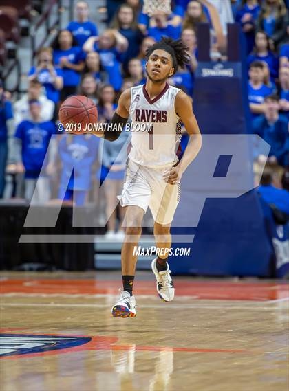 Thumbnail 2 in Academy of Science and Innovation vs. Old Lyme (CIAC D5 Final) photogallery.