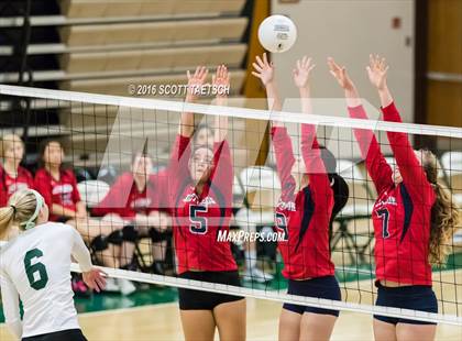 Thumbnail 3 in Jefferson @ Falls Church photogallery.
