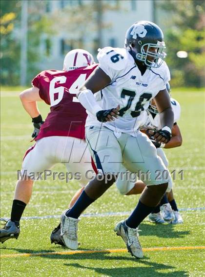 Thumbnail 2 in Pope John Paul II vs. Cathedral photogallery.