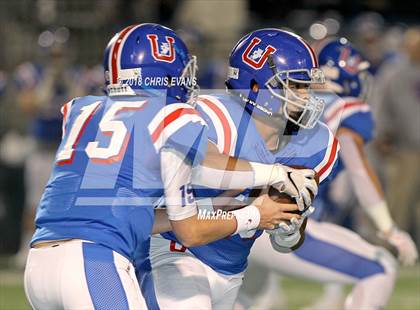 Thumbnail 2 in McCallie @ Memphis University (TSSAA D2 Class AAA Semifinal) photogallery.