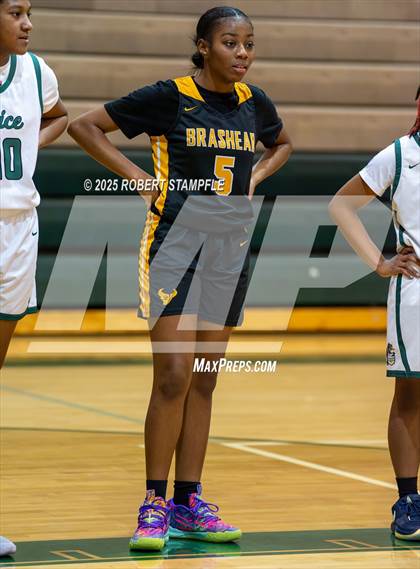 Thumbnail 2 in Brashear @ Taylor Allderdice photogallery.