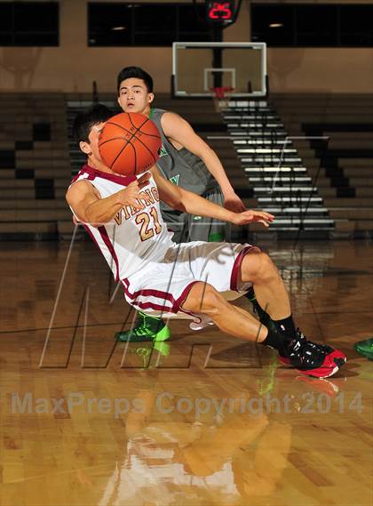 Thumbnail 2 in Downey vs. Green Valley (MaxPreps Holiday Classic) photogallery.