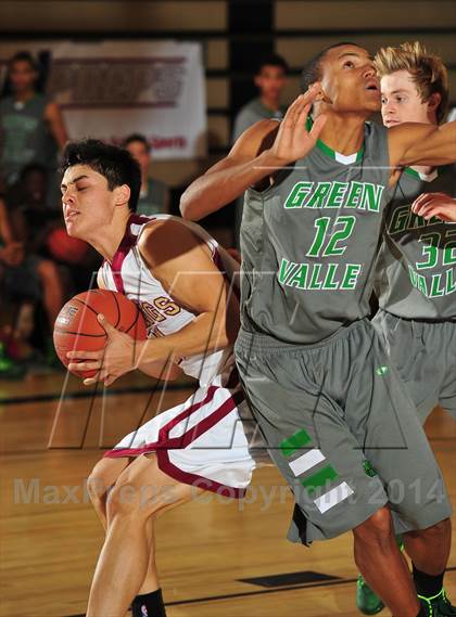 Thumbnail 3 in Downey vs. Green Valley (MaxPreps Holiday Classic) photogallery.
