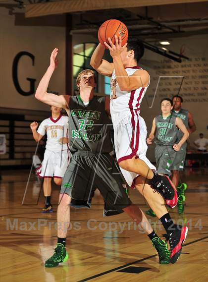 Thumbnail 2 in Downey vs. Green Valley (MaxPreps Holiday Classic) photogallery.
