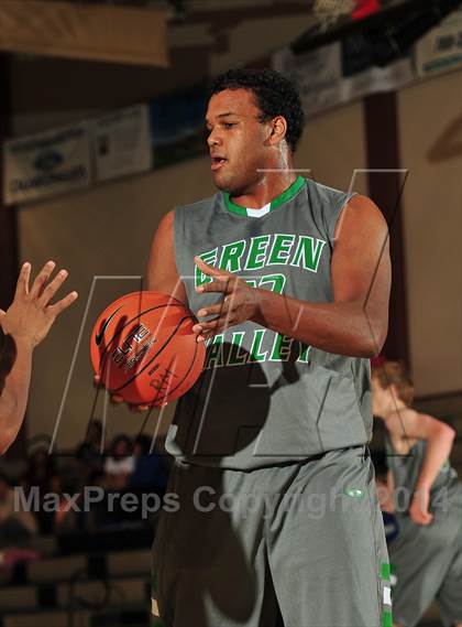 Thumbnail 1 in Downey vs. Green Valley (MaxPreps Holiday Classic) photogallery.