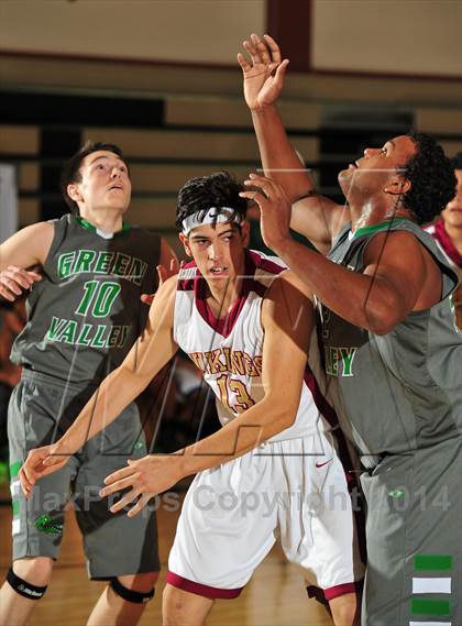 Thumbnail 3 in Downey vs. Green Valley (MaxPreps Holiday Classic) photogallery.