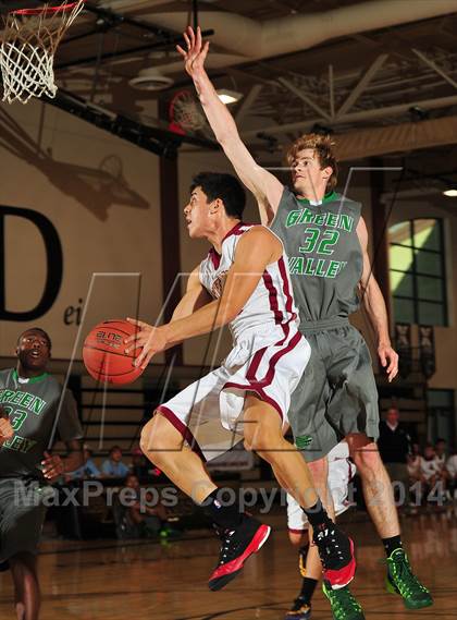 Thumbnail 3 in Downey vs. Green Valley (MaxPreps Holiday Classic) photogallery.