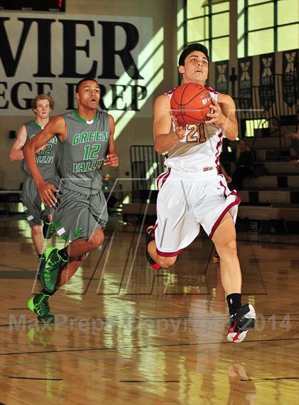 Thumbnail 1 in Downey vs. Green Valley (MaxPreps Holiday Classic) photogallery.