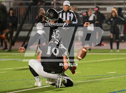 Thumbnail 3 in Brennan @ Clark photogallery.