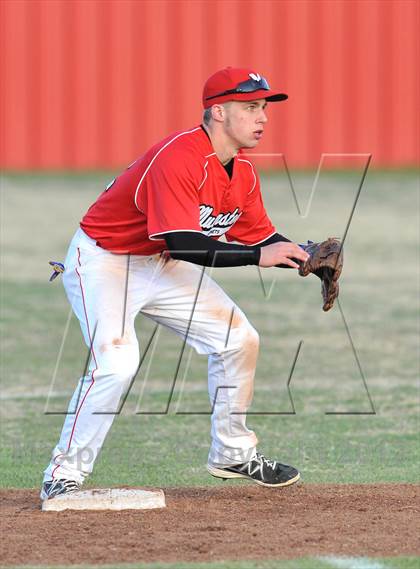 Thumbnail 1 in Muenster vs Prairiland (Trenton Tournament) photogallery.