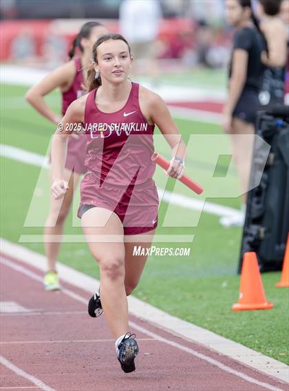 Thumbnail 1 in E.D. White(Catholic Relays) photogallery.