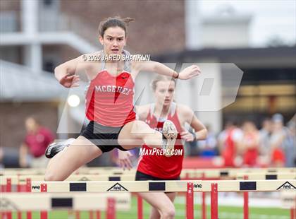 Thumbnail 2 in E.D. White(Catholic Relays) photogallery.