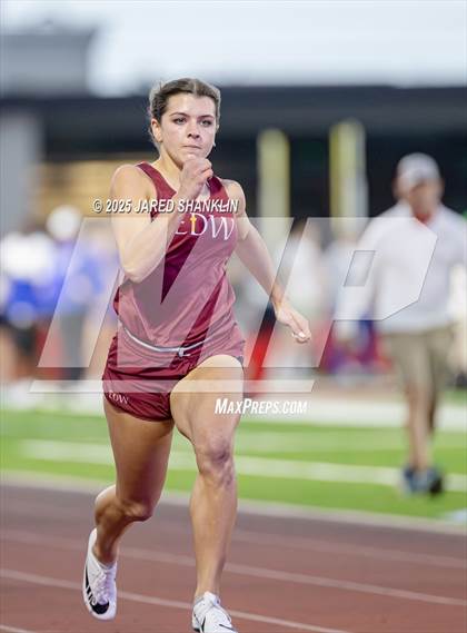 Thumbnail 3 in E.D. White(Catholic Relays) photogallery.
