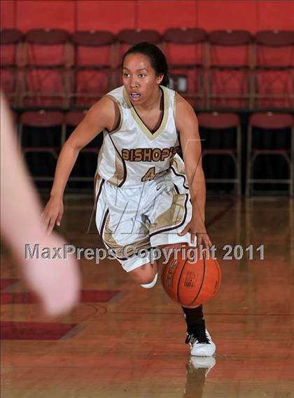 Thumbnail 2 in JSerra Catholic vs. Bishop's (Nike Extravaganza) photogallery.