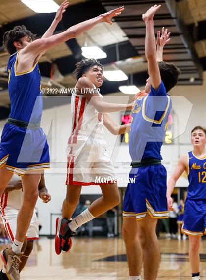 Thumbnail 2 in Newport Central Catholic vs Newport (36th District Tournament) photogallery.
