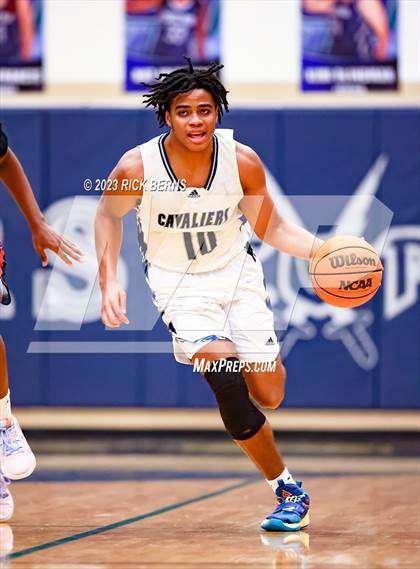 Thumbnail 1 in Grand Oaks vs College Park photogallery.