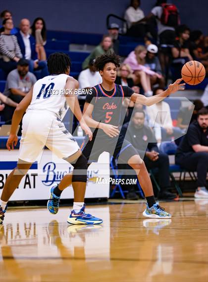 Thumbnail 1 in Grand Oaks vs College Park photogallery.