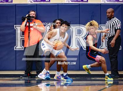 Thumbnail 3 in Grand Oaks vs College Park photogallery.