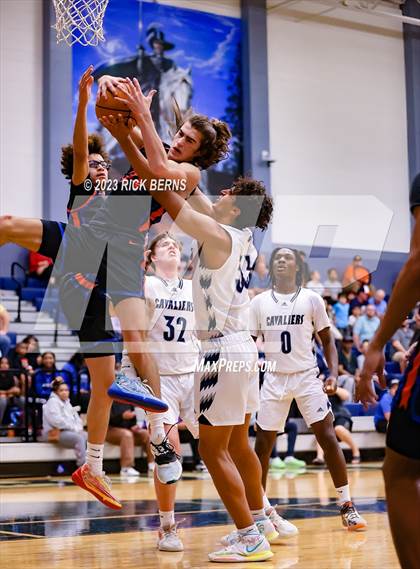 Thumbnail 3 in Grand Oaks vs College Park photogallery.