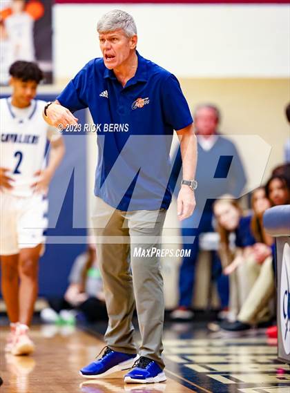 Thumbnail 3 in Grand Oaks vs College Park photogallery.