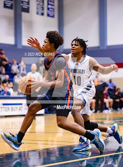 Thumbnail 1 in Grand Oaks vs College Park photogallery.