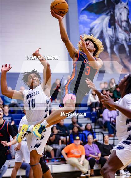 Thumbnail 2 in Grand Oaks vs College Park photogallery.