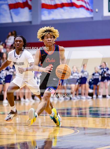 Thumbnail 2 in Grand Oaks vs College Park photogallery.