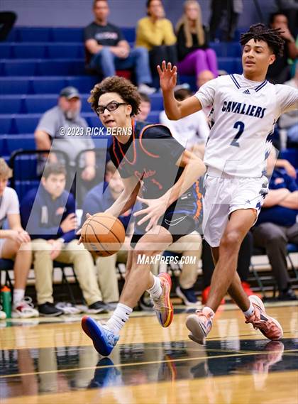 Thumbnail 1 in Grand Oaks vs College Park photogallery.