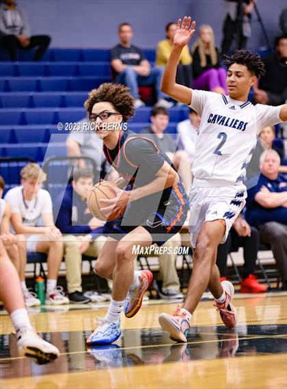Thumbnail 2 in Grand Oaks vs College Park photogallery.