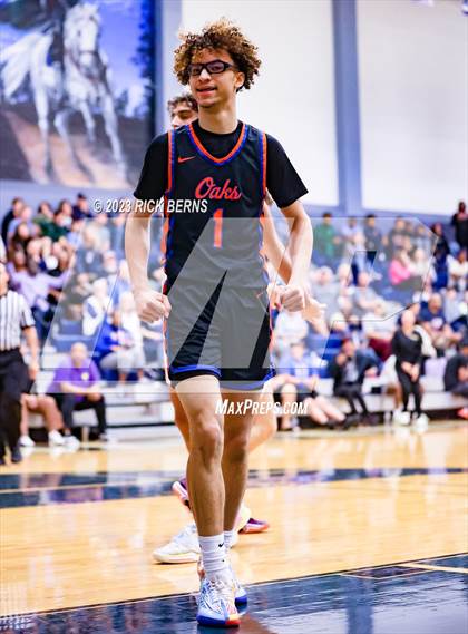 Thumbnail 3 in Grand Oaks vs College Park photogallery.