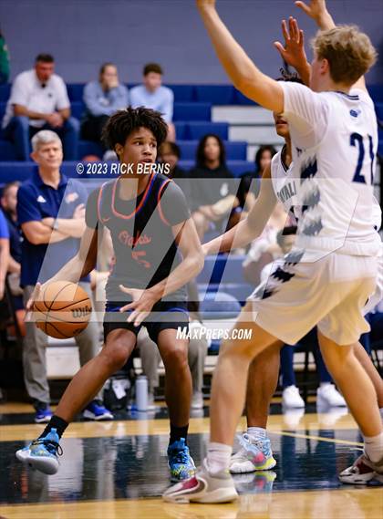Thumbnail 3 in Grand Oaks vs College Park photogallery.