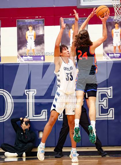 Thumbnail 1 in Grand Oaks vs College Park photogallery.