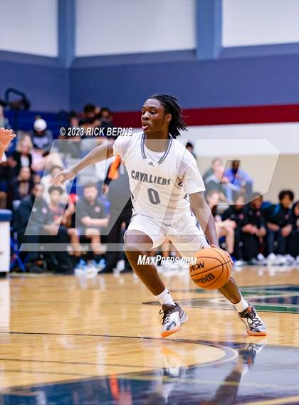 Thumbnail 1 in Grand Oaks vs College Park photogallery.