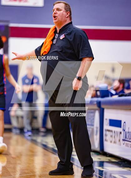 Thumbnail 2 in Grand Oaks vs College Park photogallery.