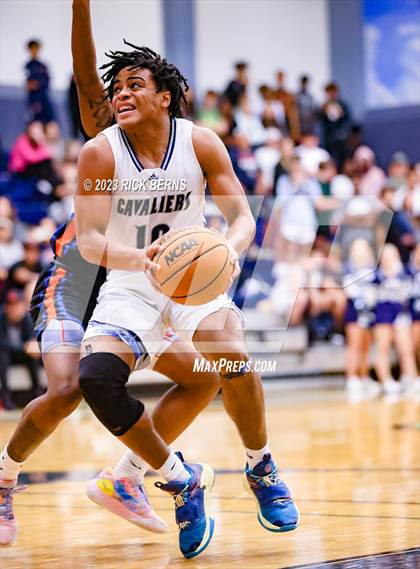 Thumbnail 2 in Grand Oaks vs College Park photogallery.