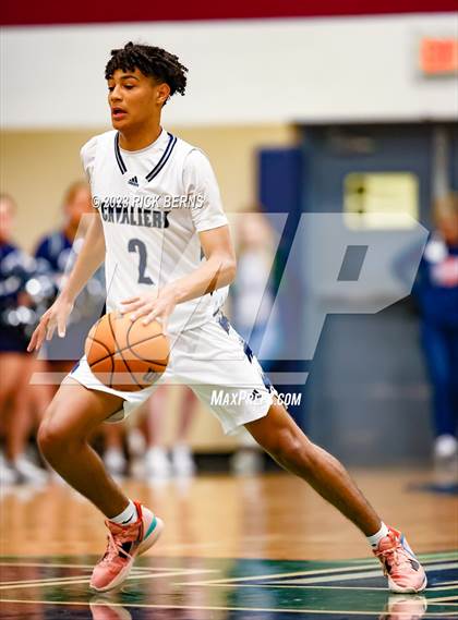 Thumbnail 2 in Grand Oaks vs College Park photogallery.