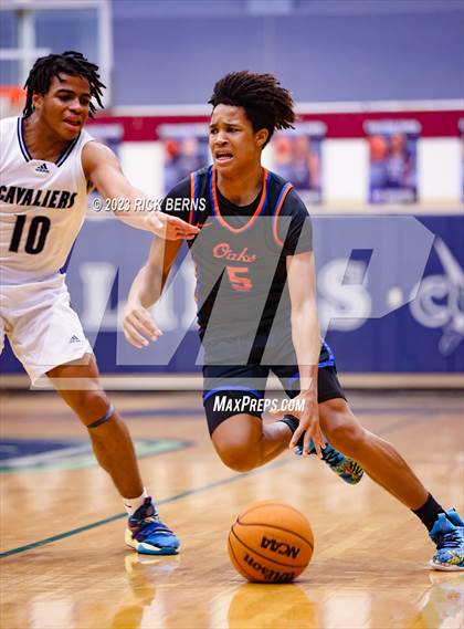 Thumbnail 2 in Grand Oaks vs College Park photogallery.