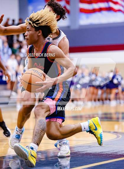 Thumbnail 2 in Grand Oaks vs College Park photogallery.