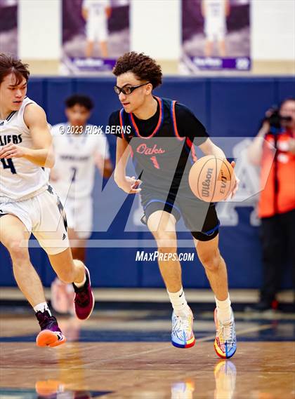 Thumbnail 2 in Grand Oaks vs College Park photogallery.