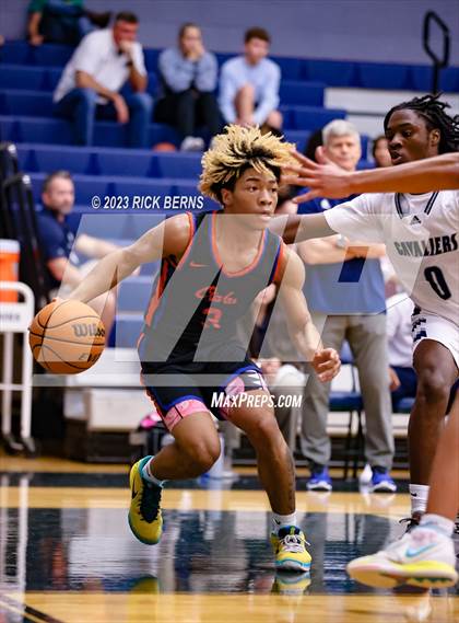 Thumbnail 1 in Grand Oaks vs College Park photogallery.