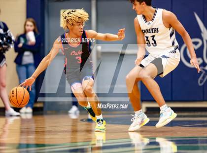 Thumbnail 1 in Grand Oaks vs College Park photogallery.