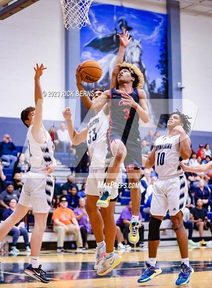 Thumbnail 1 in Grand Oaks vs College Park photogallery.