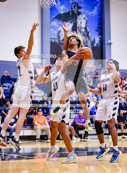 Thumbnail 3 in Grand Oaks vs College Park photogallery.
