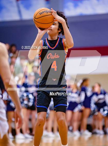 Thumbnail 1 in Grand Oaks vs College Park photogallery.
