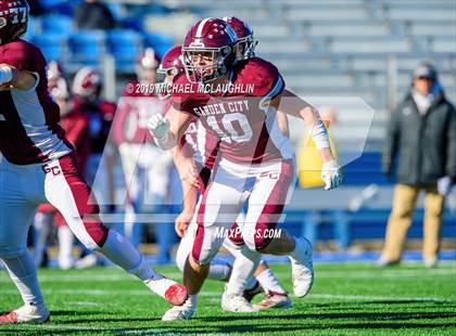 Thumbnail 2 in Mepham vs. Garden City (Sec VIII Conf II Semifinal) photogallery.