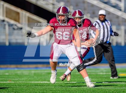 Thumbnail 2 in Mepham vs. Garden City (Sec VIII Conf II Semifinal) photogallery.