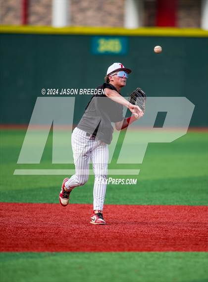 Thumbnail 2 in Victoria East vs. Pioneer (UIL Baseball 5A Region IV Area) photogallery.