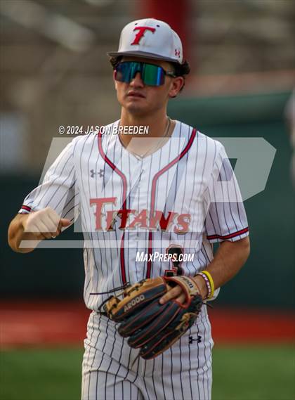 Thumbnail 1 in Victoria East vs. Pioneer (UIL Baseball 5A Region IV Area) photogallery.