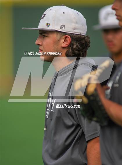 Thumbnail 3 in Victoria East vs. Pioneer (UIL Baseball 5A Region IV Area) photogallery.
